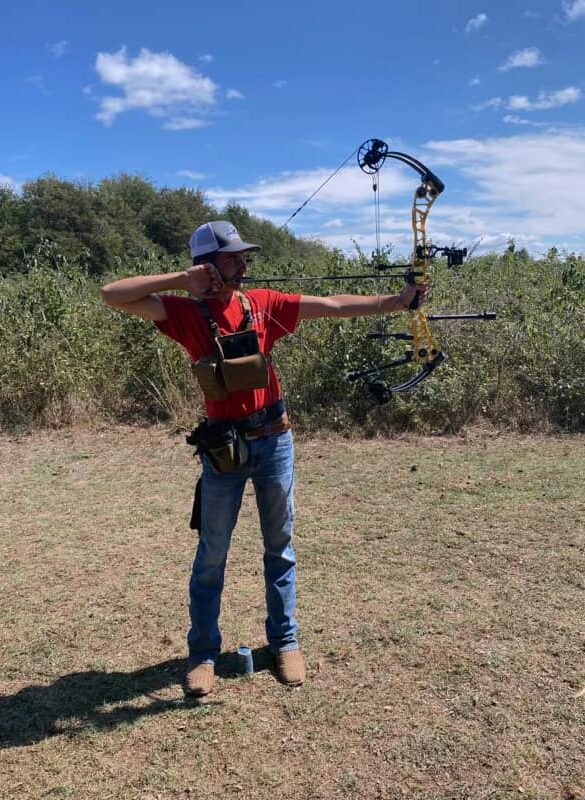 Matthew Hargrove Anchored and Aiming at Target with Hunting Bow Setup.